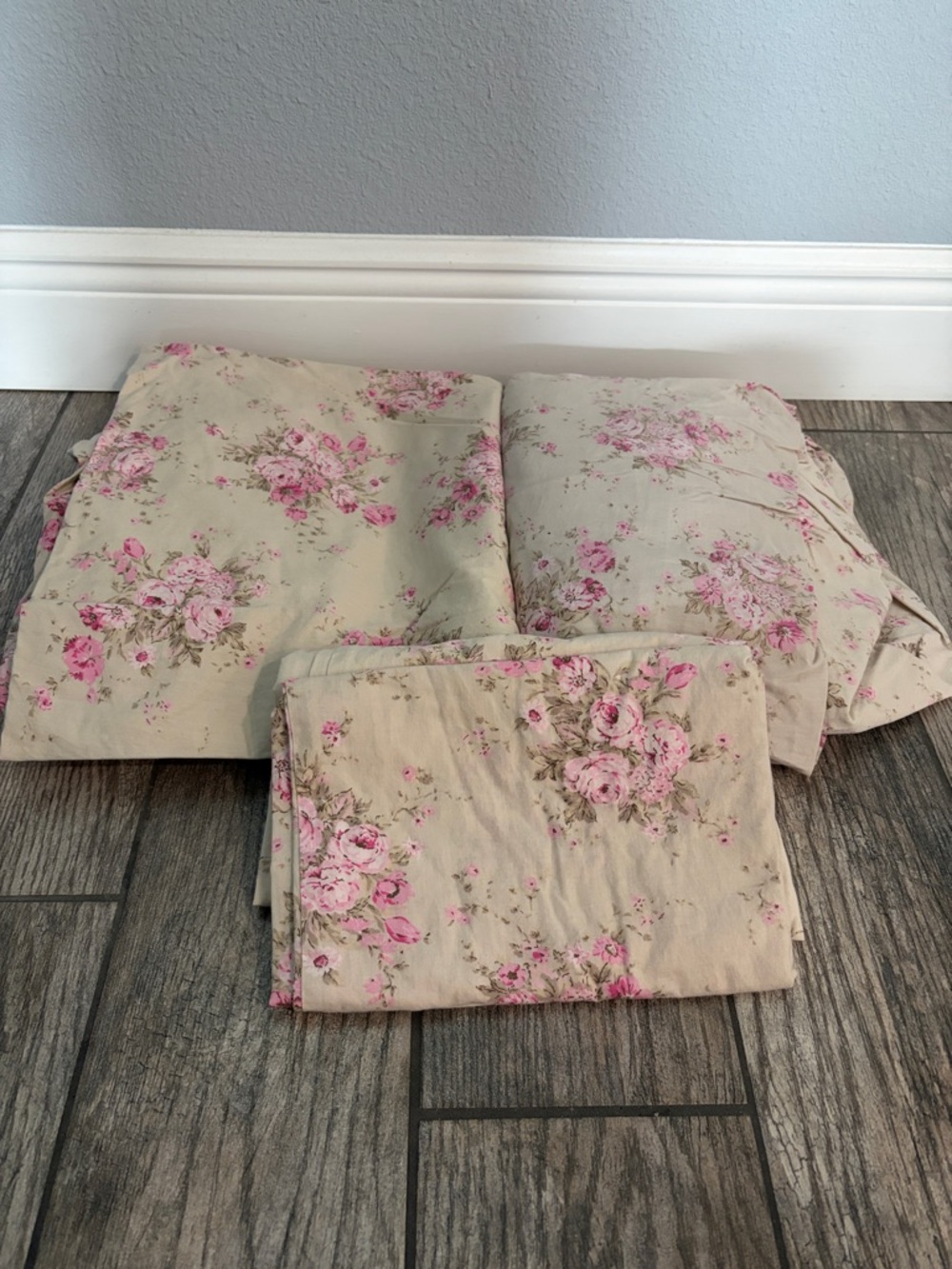 Farmhouse Rachel Ashwell Rose Sheet Set KING Tan Beige Pinks Sage Green - Picture 5 of 5